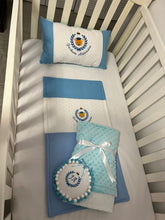 Load image into Gallery viewer, Boy Bear Crib Bedding Set/Crib Bedding Set Boy/ Birth Set/ Bear Quilt/Boy Bear Nursery /Nursery Set/Hoop Personalized/Blanket/Embroidery